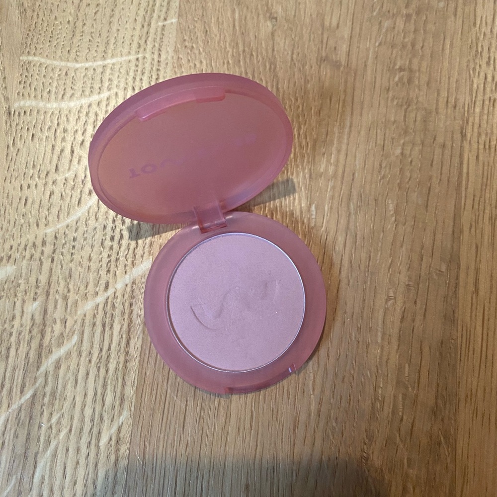 Tower 28 blush